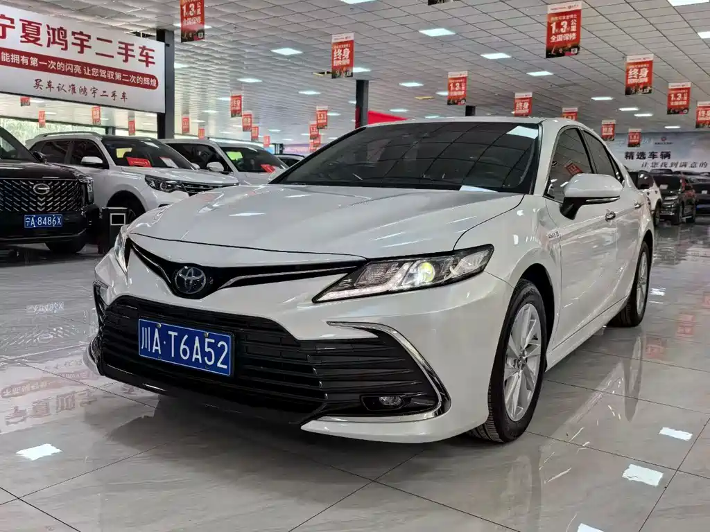 Toyota Camry 2022
