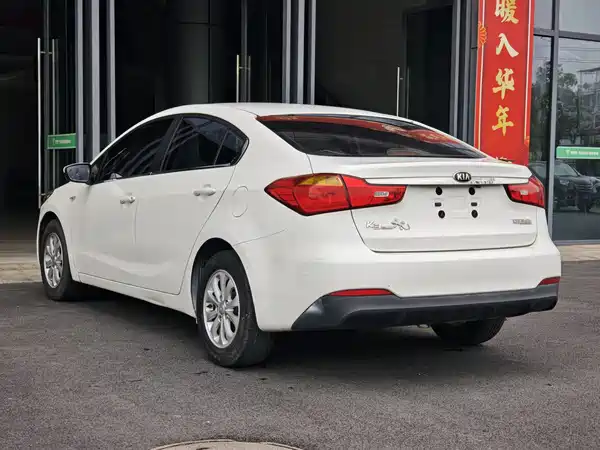 Kia K3 2015