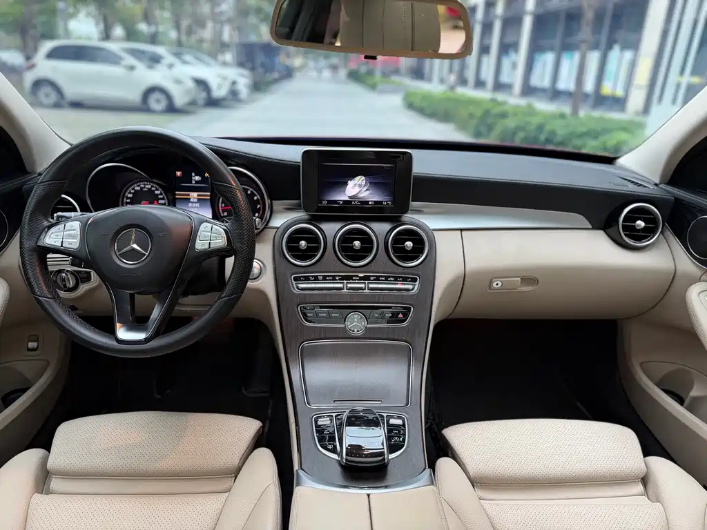 Mercedes-Benz C-Class 2015 — фото 11