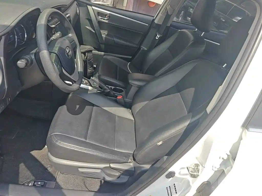 Toyota Corolla 2019 — фото 15