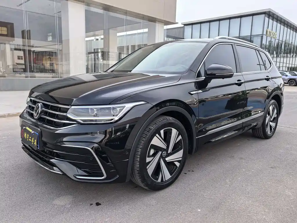 Volkswagen Tiguan L 2023