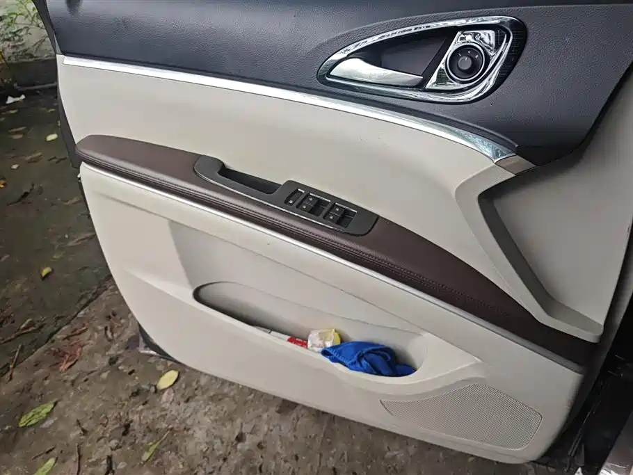 Buick GL8 2022