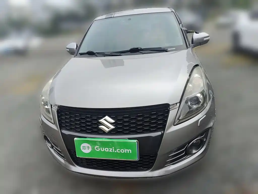 Suzuki Swift 2015 — фото 24