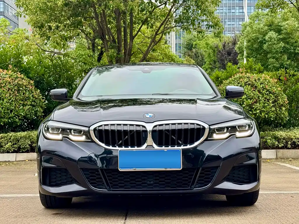 BMW 3 Series 2022