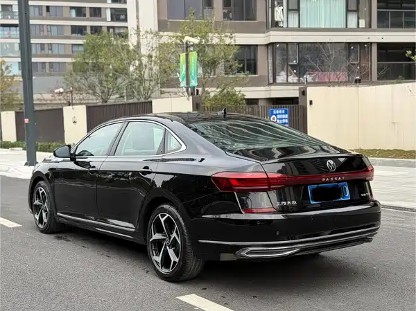 Volkswagen Passat 2024