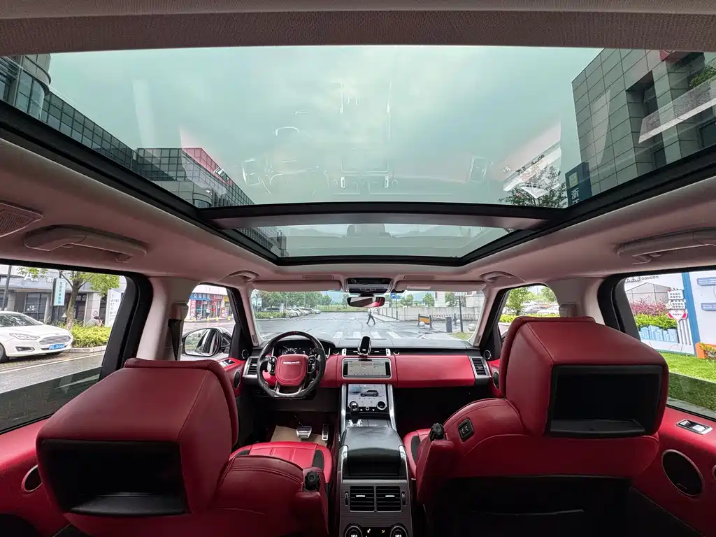 Land Rover Sport 2020 — фото 15