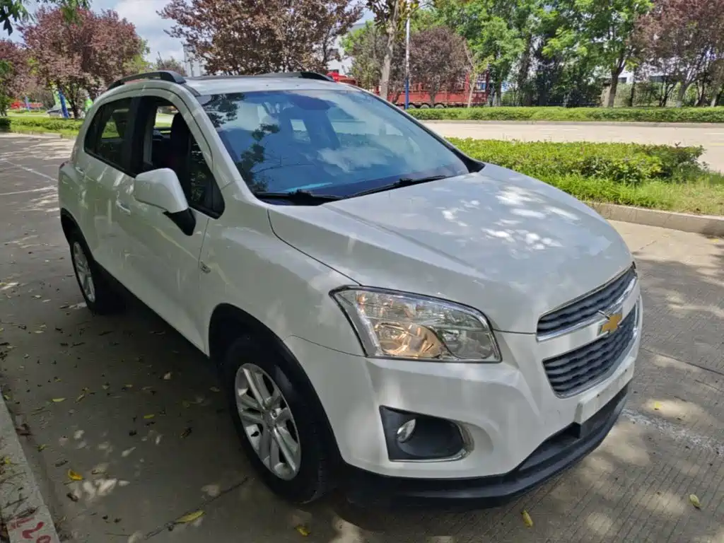 Chevrolet Trax 2015 — фото 4
