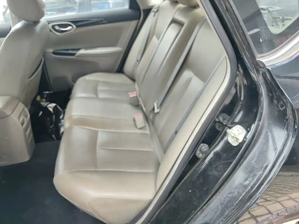 Nissan Sylphy 2018 — фото 17