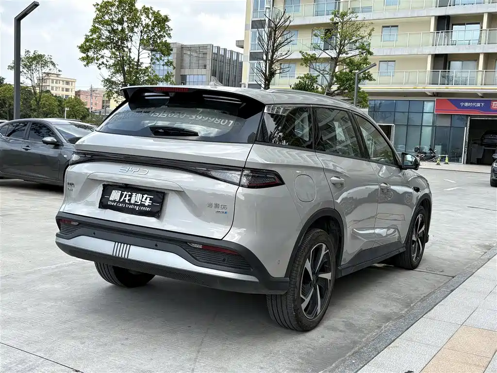 BYD Seal 05 DM-i 2025 — фото 9