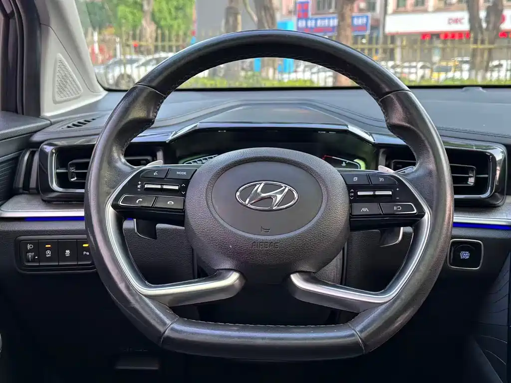 Hyundai Custo 2022 — фото 17