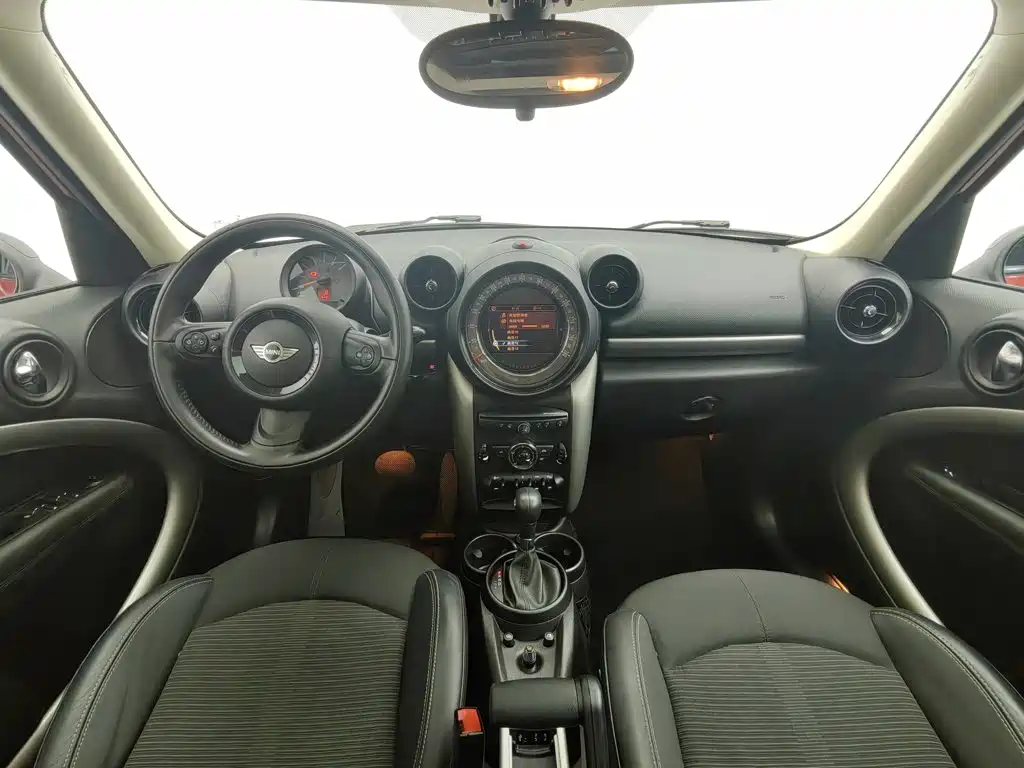 MINI Countryman 2015