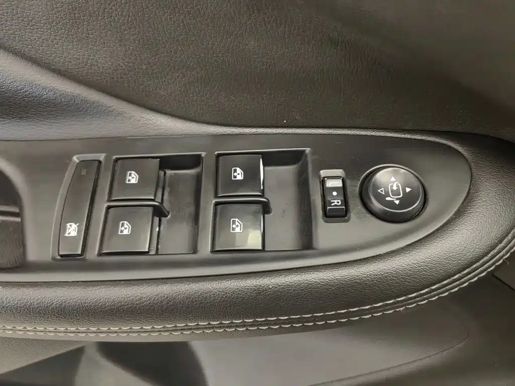 Buick Envision Plus 2018 — фото 9