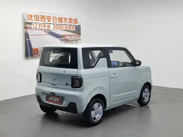 Geely Galaxy Panda 2023