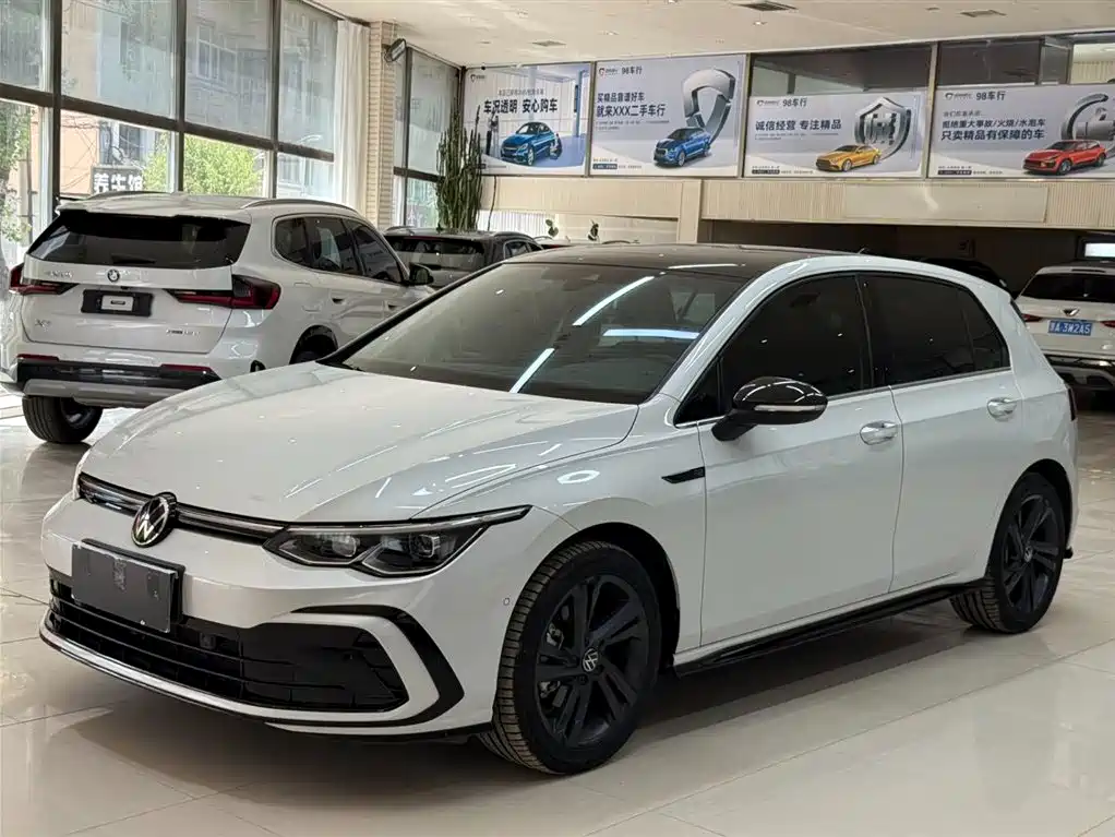 Volkswagen Golf 2022