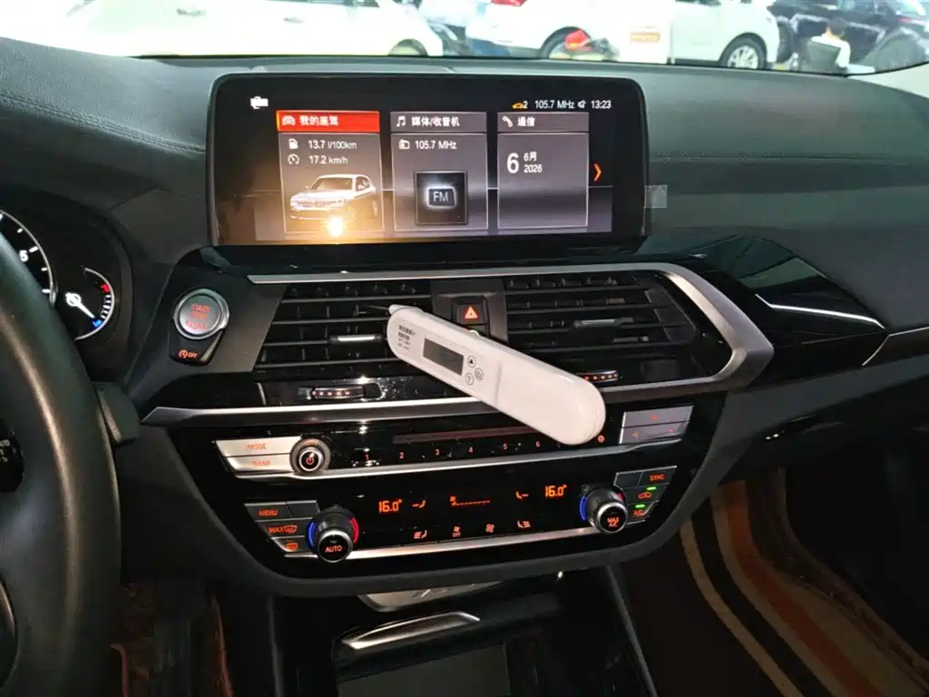 BMW X3 2018 — фото 13