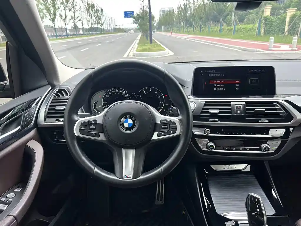 BMW X3 2018 — фото 13