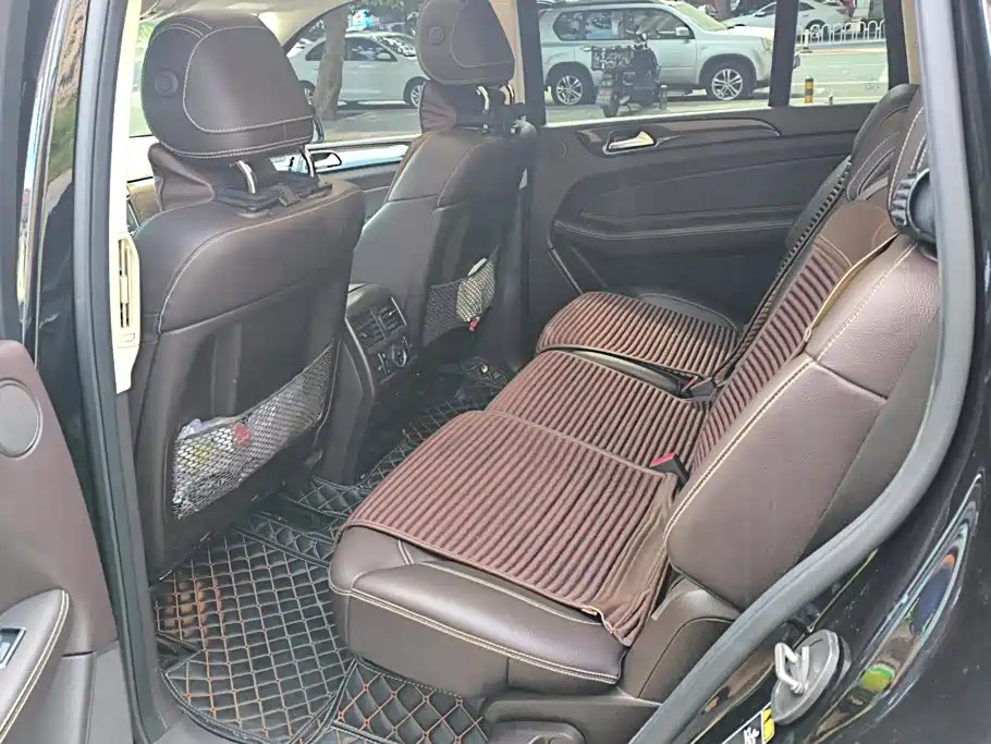 Mercedes-Benz GLS 2018 — фото 11