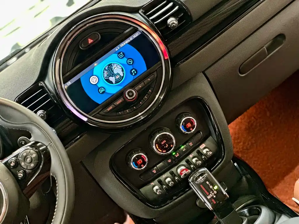 MINI Clubman 2019