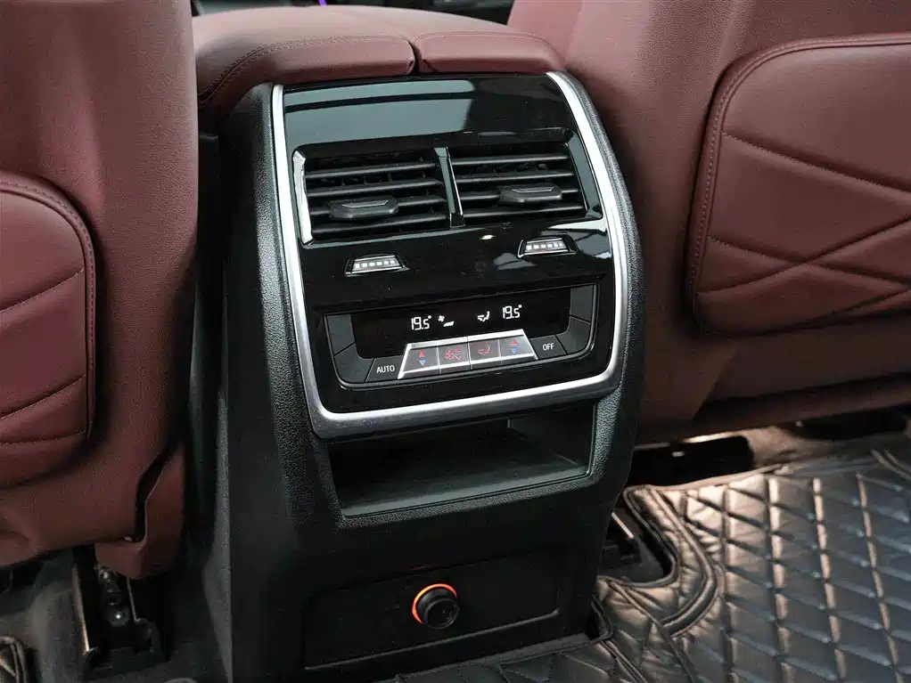 BMW X5 2025 — фото 16