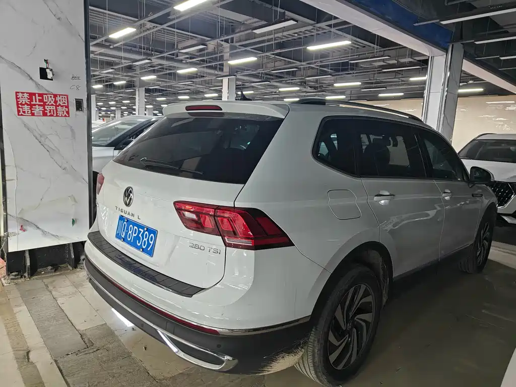 Volkswagen Tiguan L 2022 — фото 10