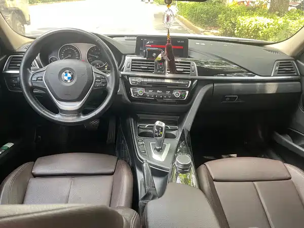 BMW 3 Series 2019