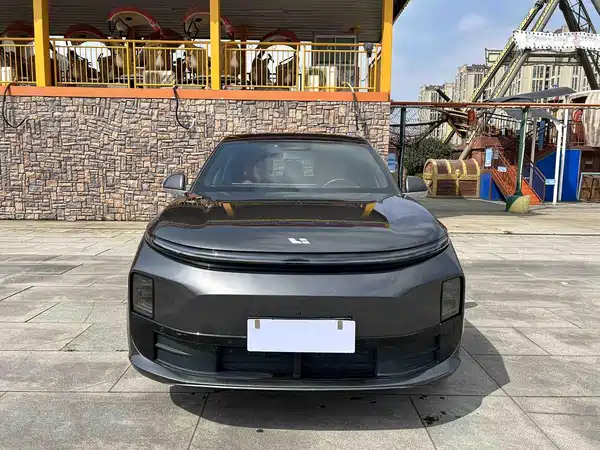 Li Auto L6 2024