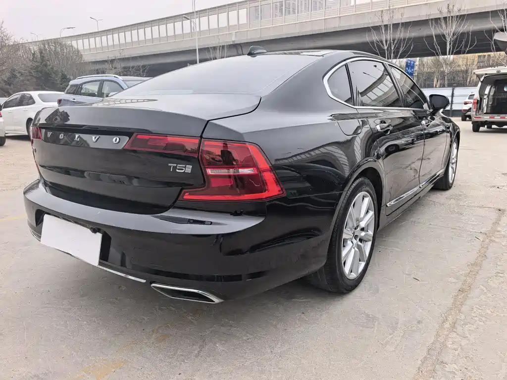 Volvo S90 2020 — фото 10