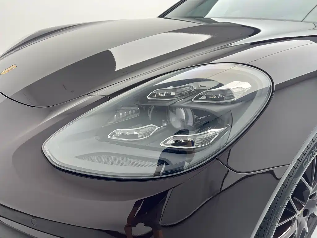 Porsche Panamera 2022 — фото 23