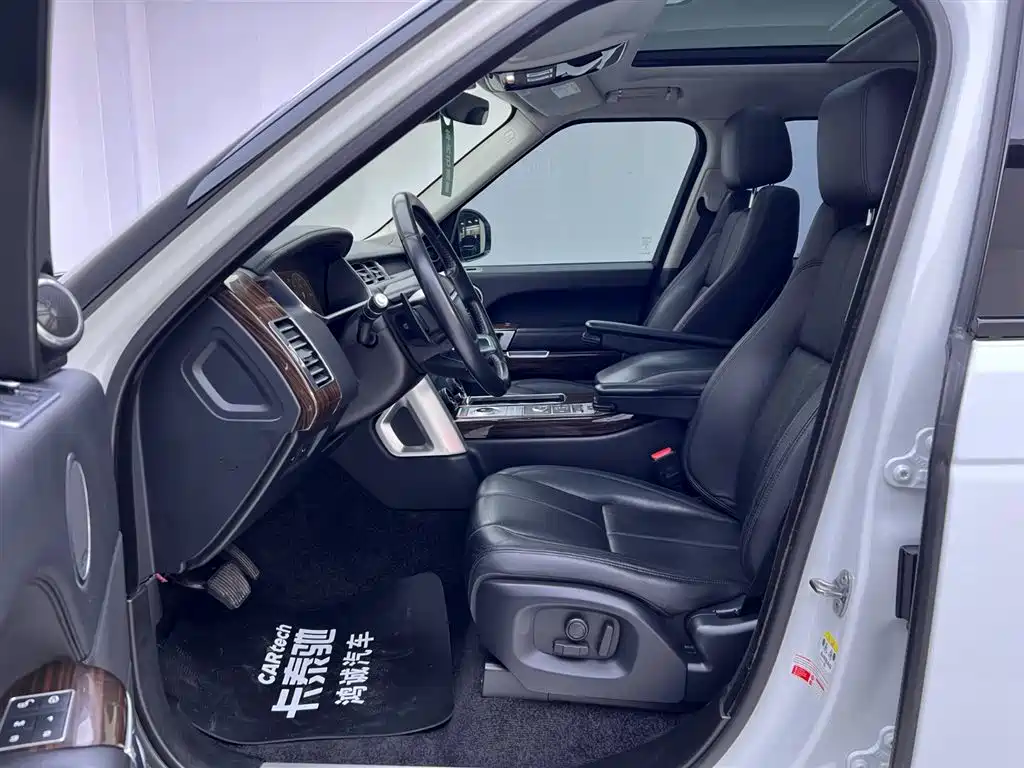 Land Rover Range Rover 2018 — фото 15