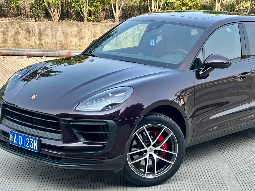 Porsche Macan 2024 — фото 14