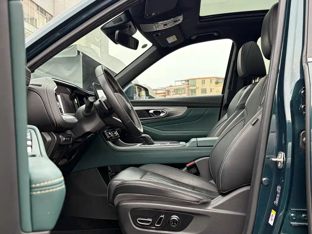 GAC Trumpchi GS8 2023 — фото 9