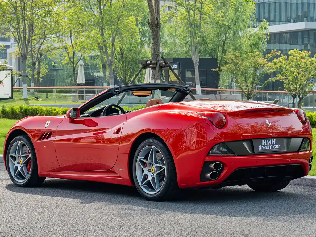 Ferrari California T 2011 — фото 10
