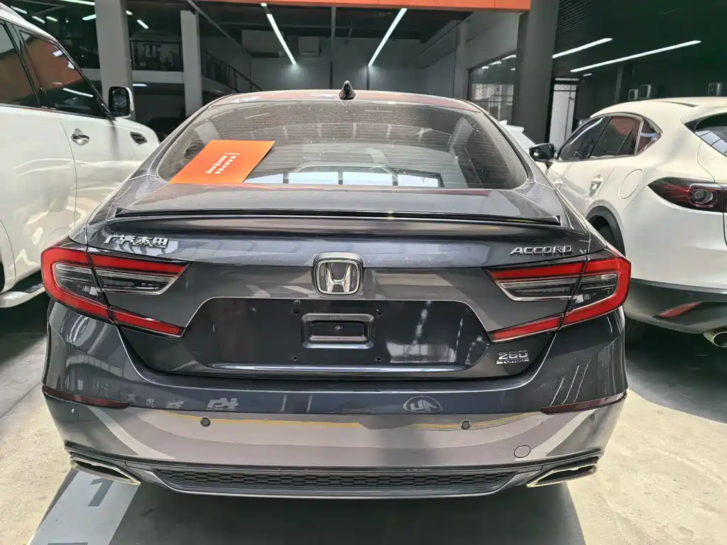 Honda Accord 2022 — фото 13