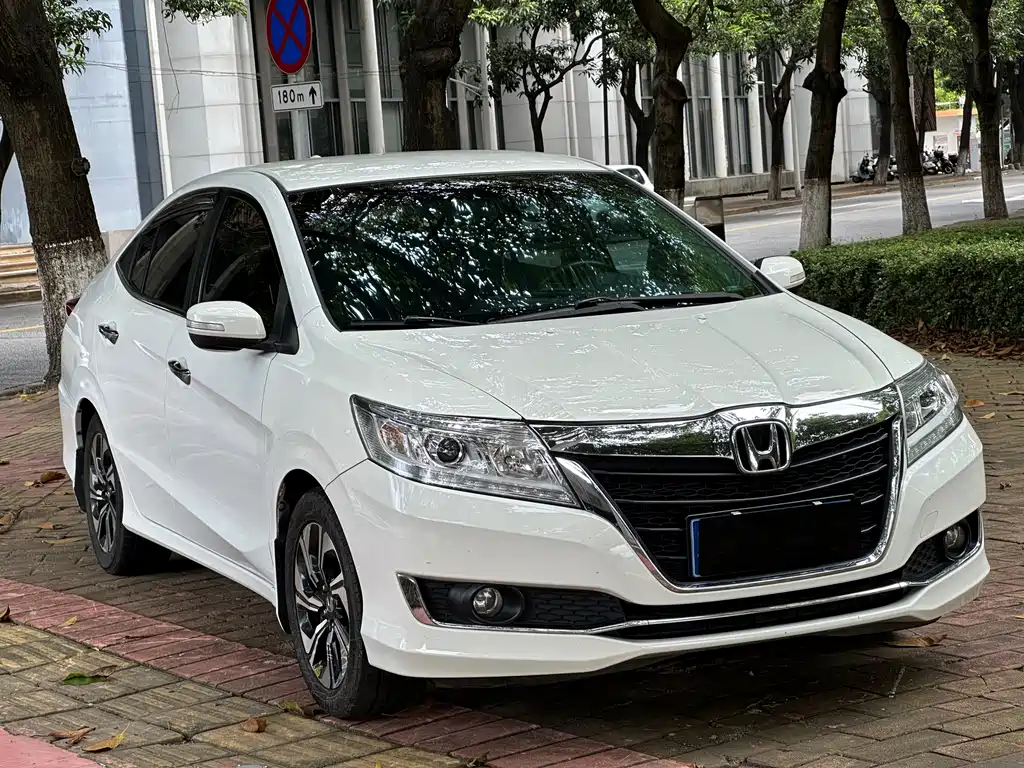 Honda Crider 2017
