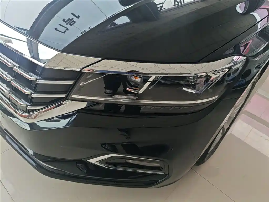 Volkswagen Passat 2021 — фото 24