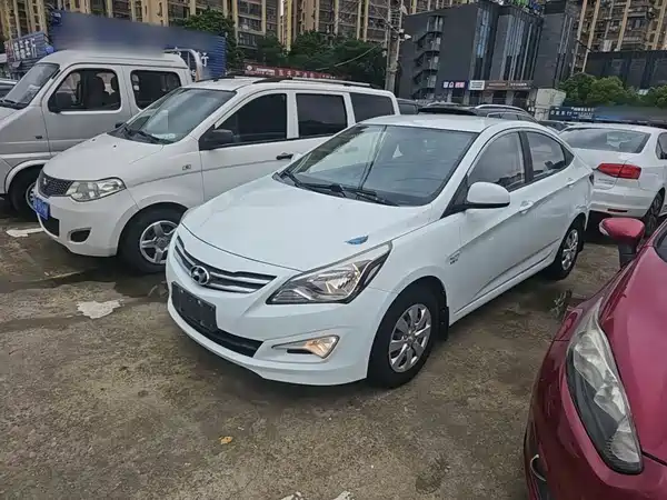 Hyundai Accent 2016