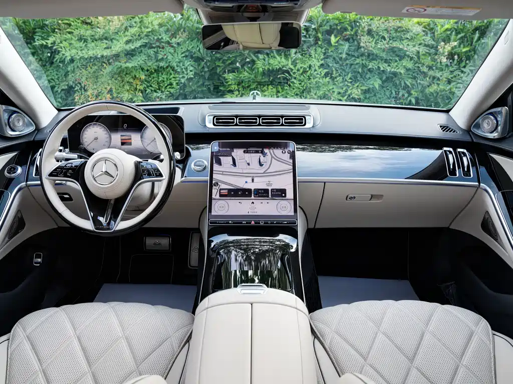 Mercedes-Benz S-Class 2024 — фото 11
