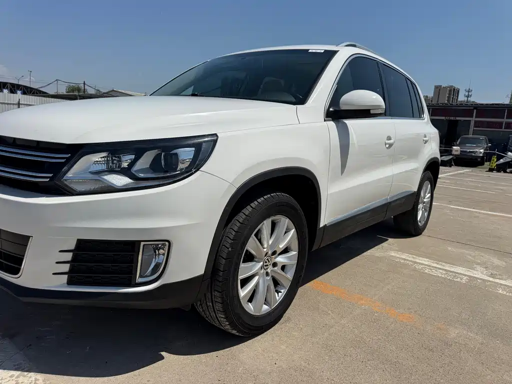 Volkswagen Tiguan 2014 — фото 15
