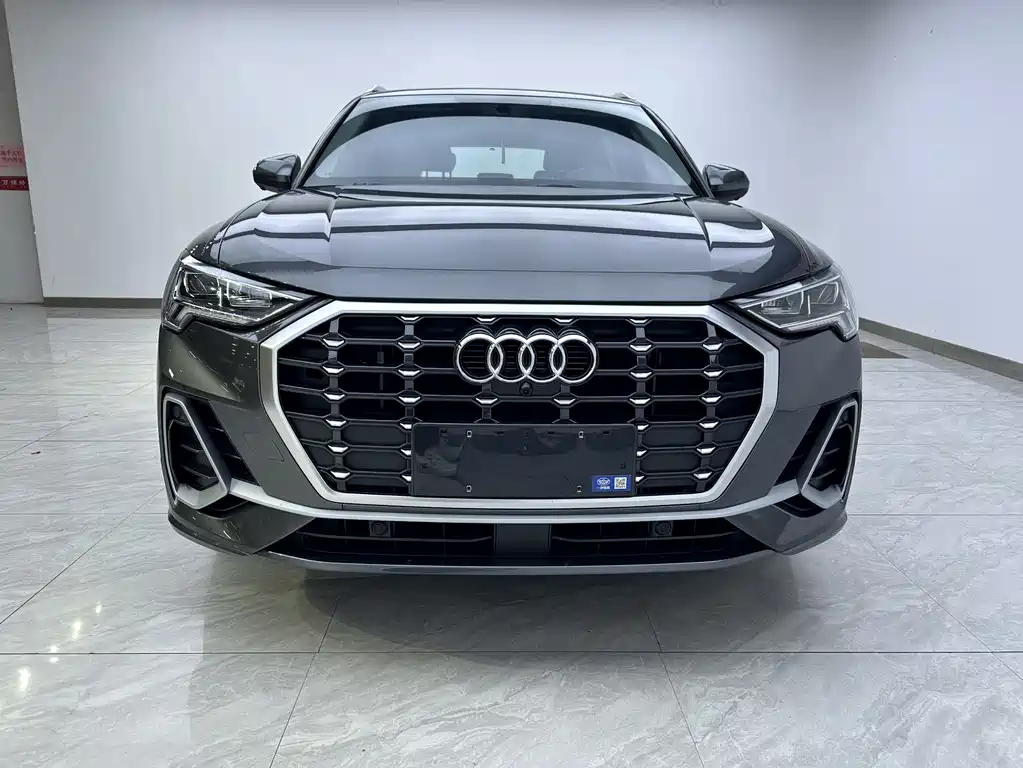 Audi Q3 2023