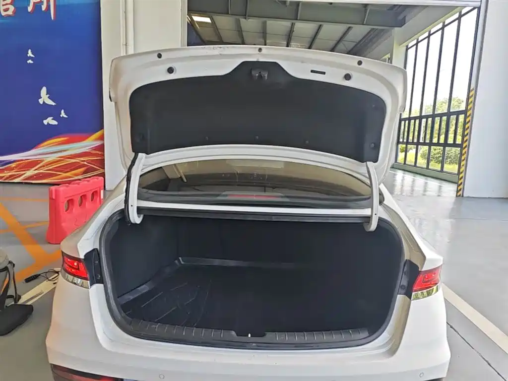Hyundai Fista 2020 — фото 15