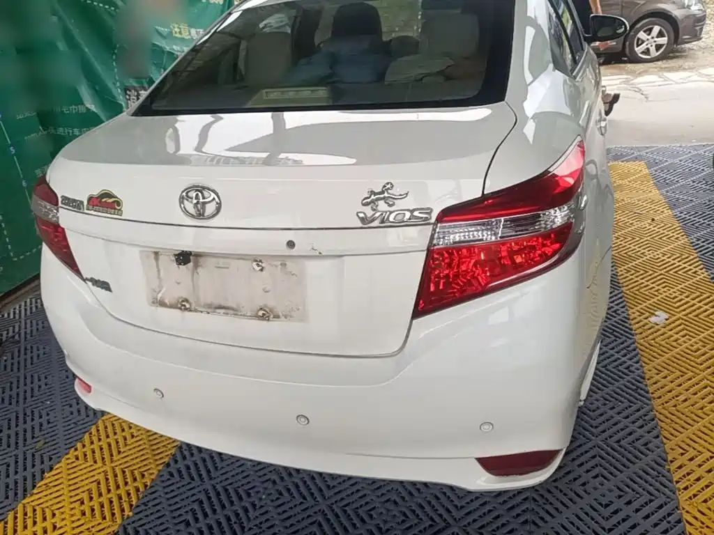 Toyota Vios 2016 — фото 6