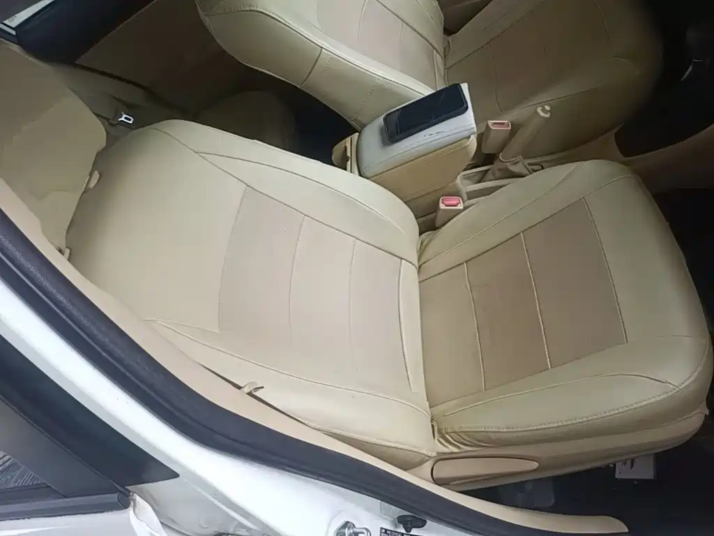 Toyota Vios 2016 — фото 25