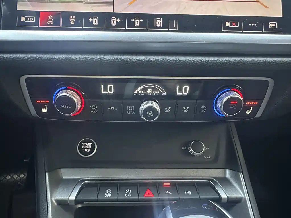 Audi Q3 2023 — фото 15