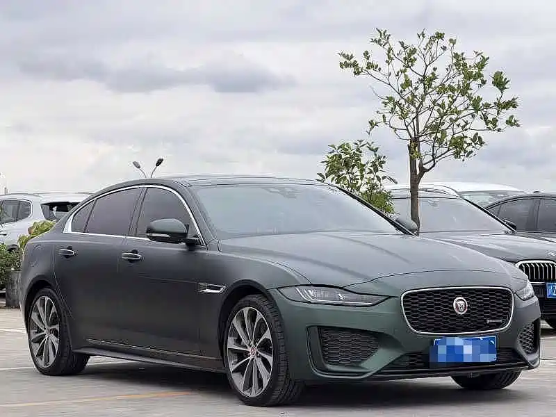 Jaguar XEL 2020 — фото 3
