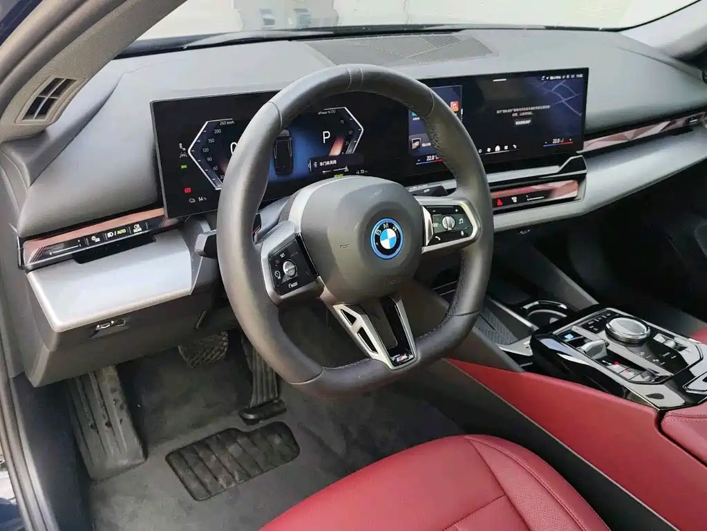 BMW i5 2026 — фото 8