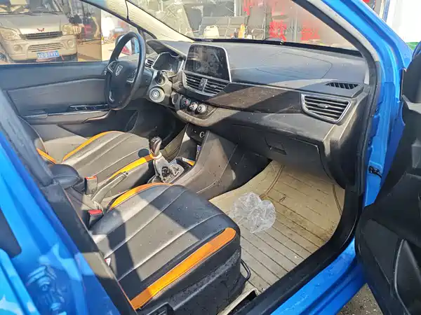 Baojun 310 2016