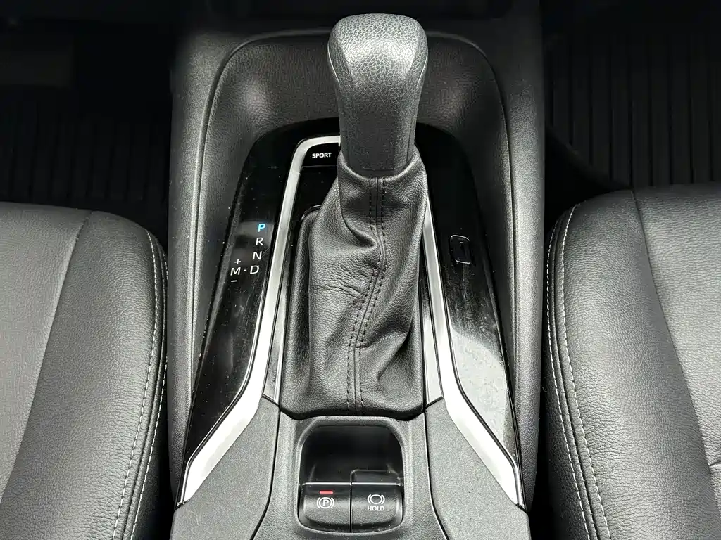 Toyota Corolla 2022 — фото 12
