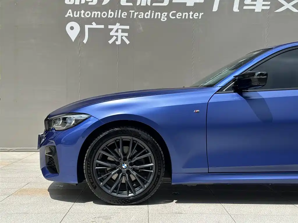 BMW 3 Series 2021 — фото 18