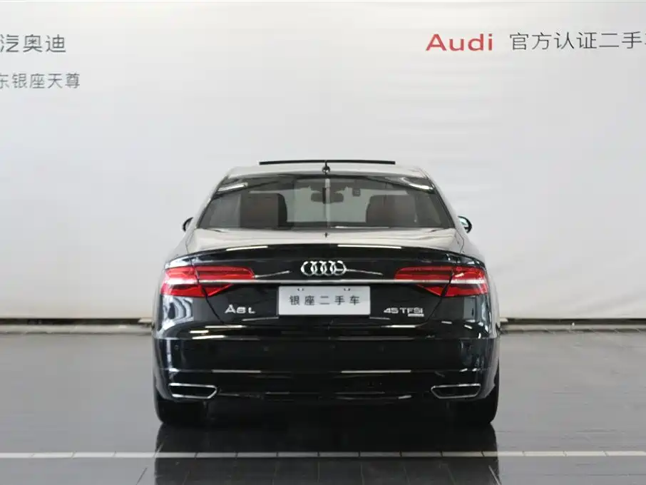 Audi A8 2018 — фото 6