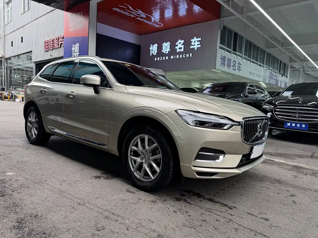 Volvo XC60 2020 — фото 3
